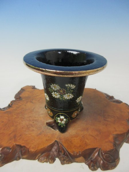画像1: Ｈ-13　京楽焼　新品　「愛楽園製　小菊」　万年青鉢　3.5号 (1)
