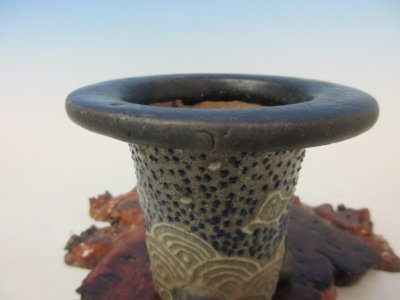 画像3: Ｈ-33　京楽焼　古鉢　「手島鉢 加茂黒 イッチン波千鳥」　美術鉢　3.3号