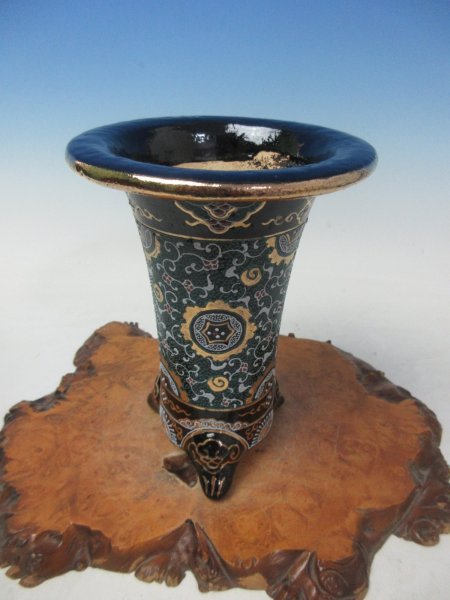 画像1: Ｈ-39　京楽焼　新品　「愛楽園製 加茂黒唐草古代模様 五柳写し」　春蘭鉢　3.5号 (1)